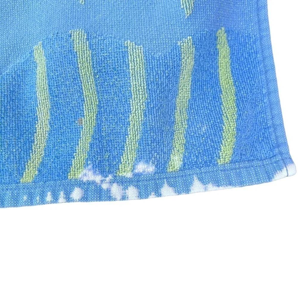 Vintage Mervyn’s Dancing Dolphin Waves Cotton Beach Towel Blue Green 36x64 FLAWS